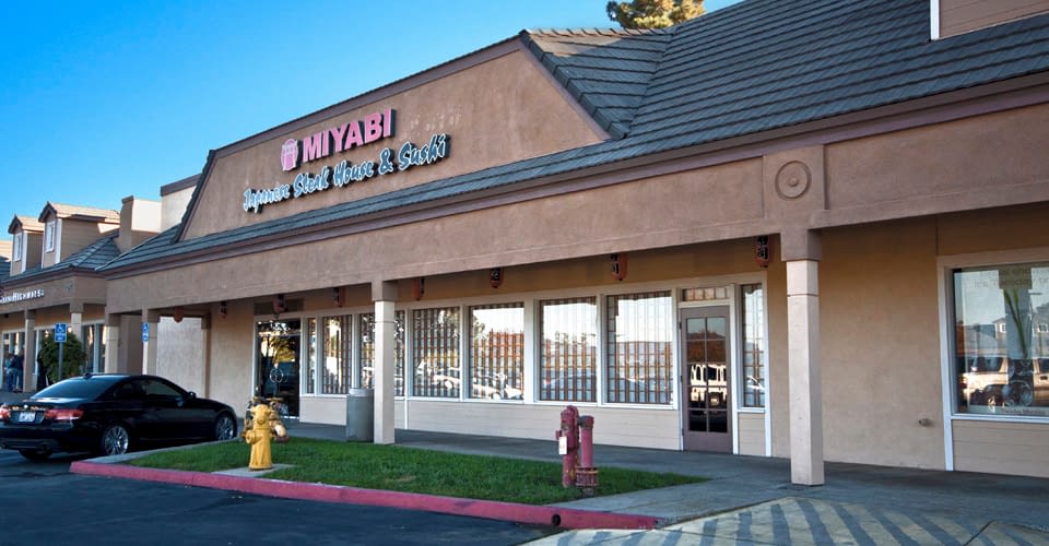 El Camino Commons Reef Real Estate Services